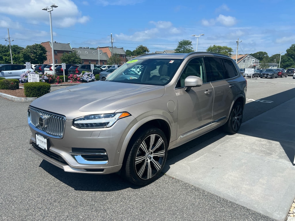 Used 2024 Volvo XC90 plug-in hybrid T8 Plus Bright 7-Seater SUV