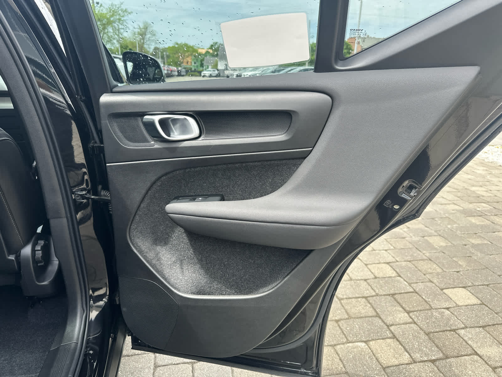 2026 Volvo XC40 Core - Photo 38