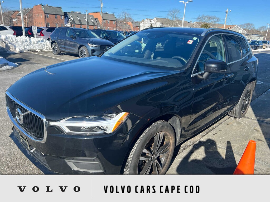 Used 2020 Volvo XC60 T5 Momentum SUV