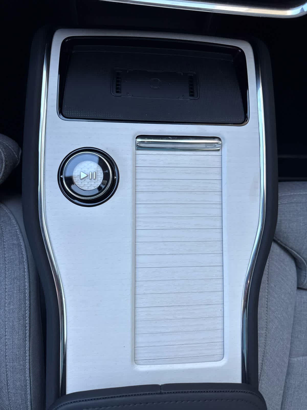 2025 Volvo EX90 Ultra - Photo 47