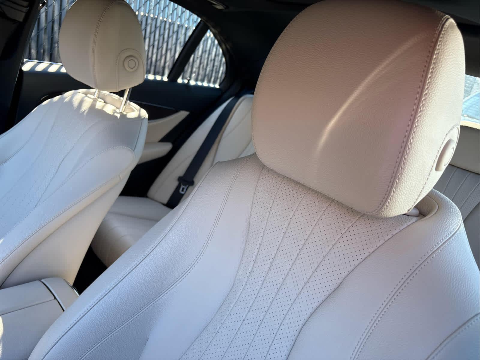 2021 Mercedes Benz E 350 Sedan photo 2