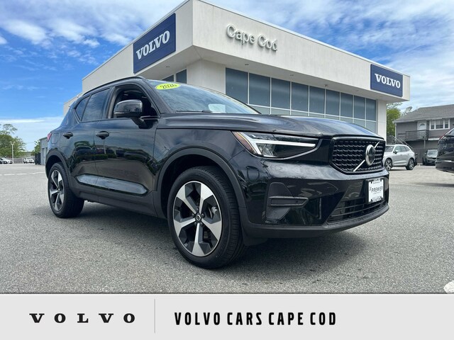 2026 Volvo XC40 B5 Core SUV YV4L12UK1T2669644