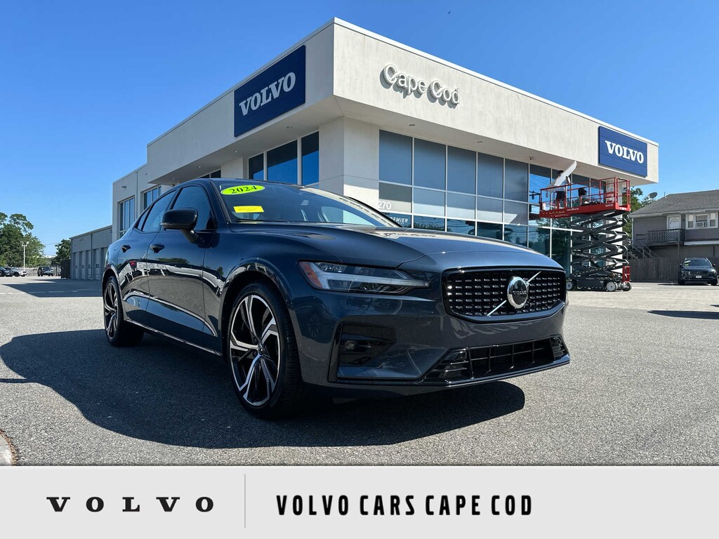 Used 2024 Volvo S60 B5 Core Dark Sedan