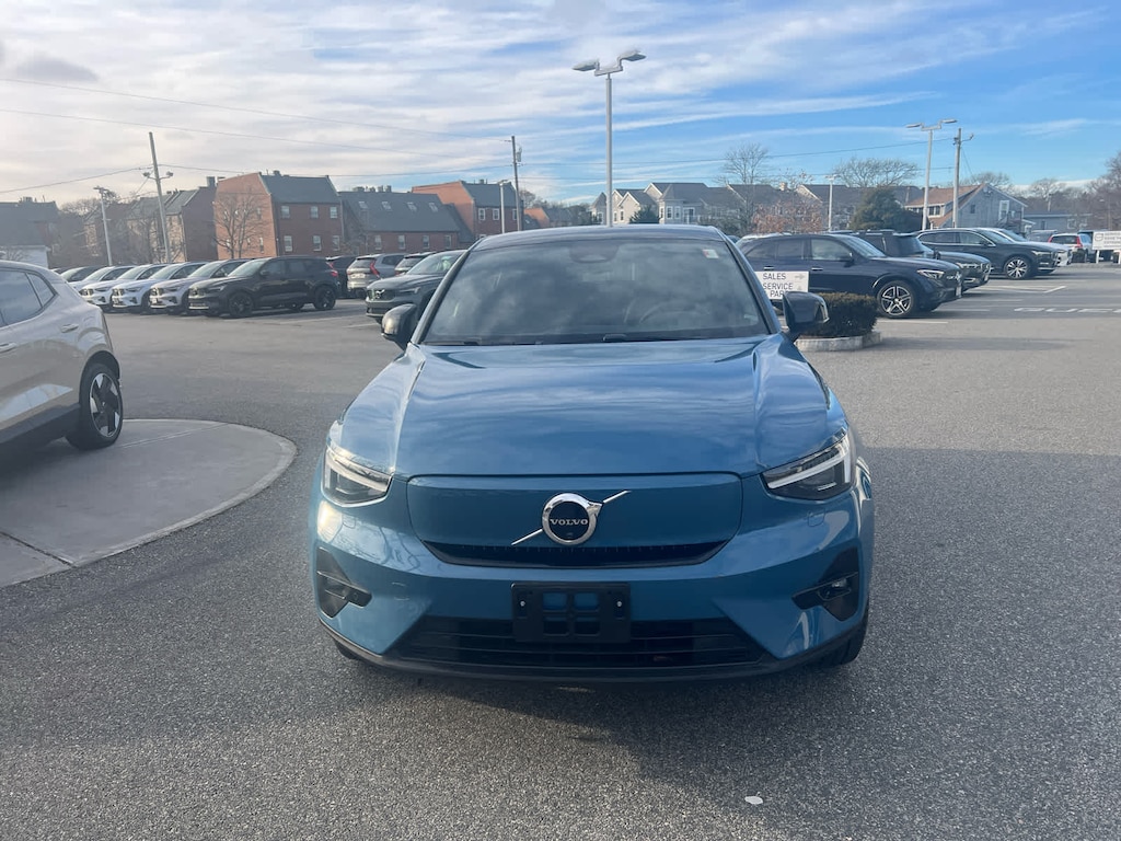 Used 2023 Volvo C40 Recharge Pure Electric Twin Ultimate SUV