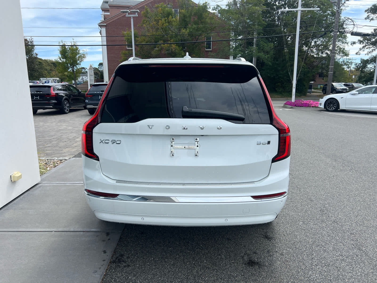 2026 Volvo XC90 Plus - Photo 10