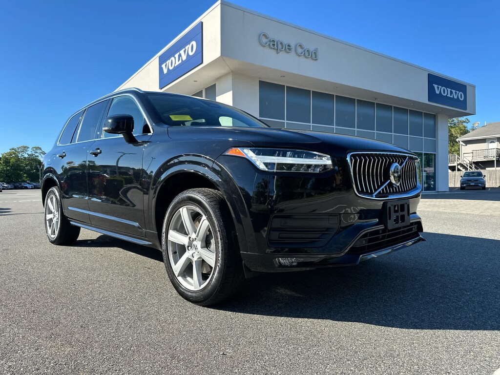 Used 2023 Volvo XC90 B5 AWD Core SUV