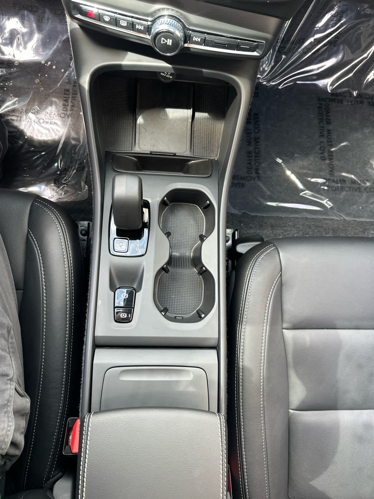 2026 Volvo XC40 Core - Photo 21