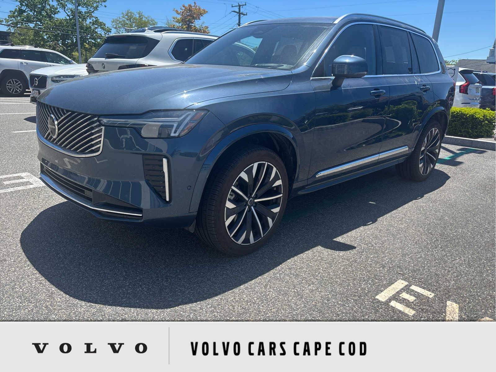 2025 Volvo XC90 B6 Ultra Bright 7-Seater 4WD's photo