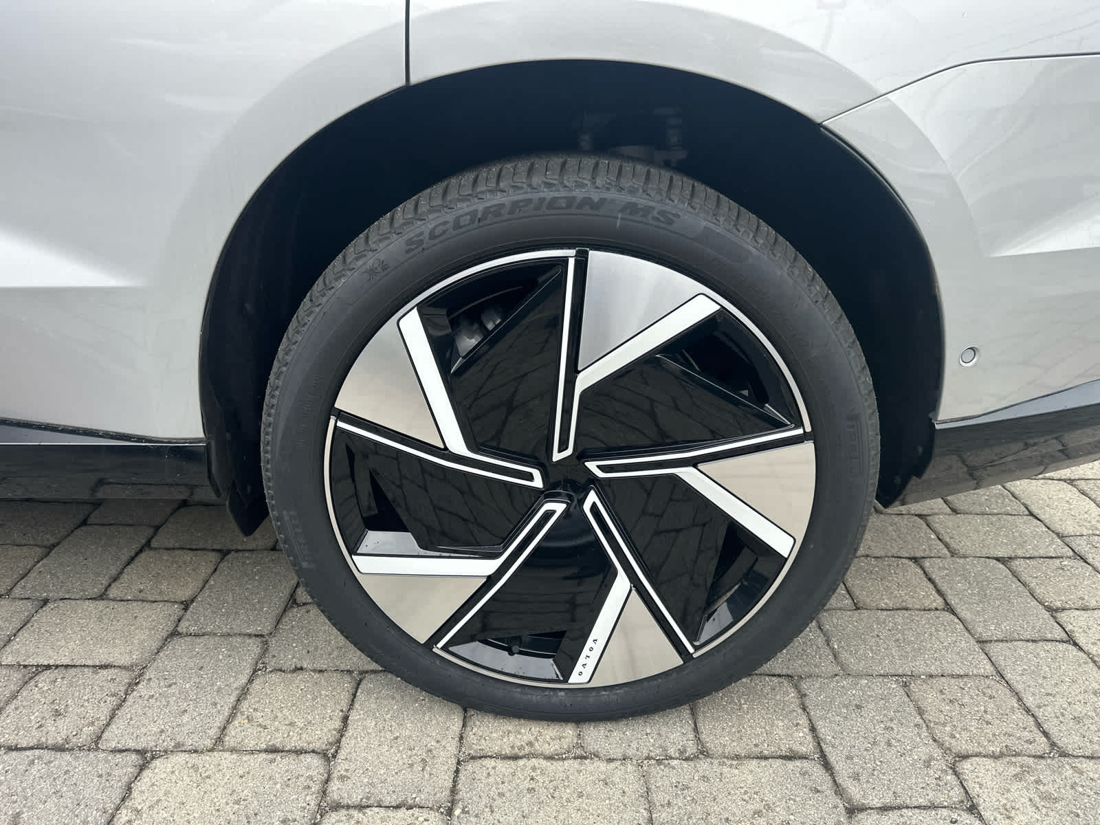 2025 Volvo EX90 Ultra - Photo 27