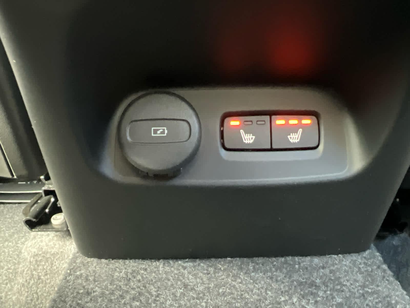 2026 Volvo XC40 Core - Photo 21