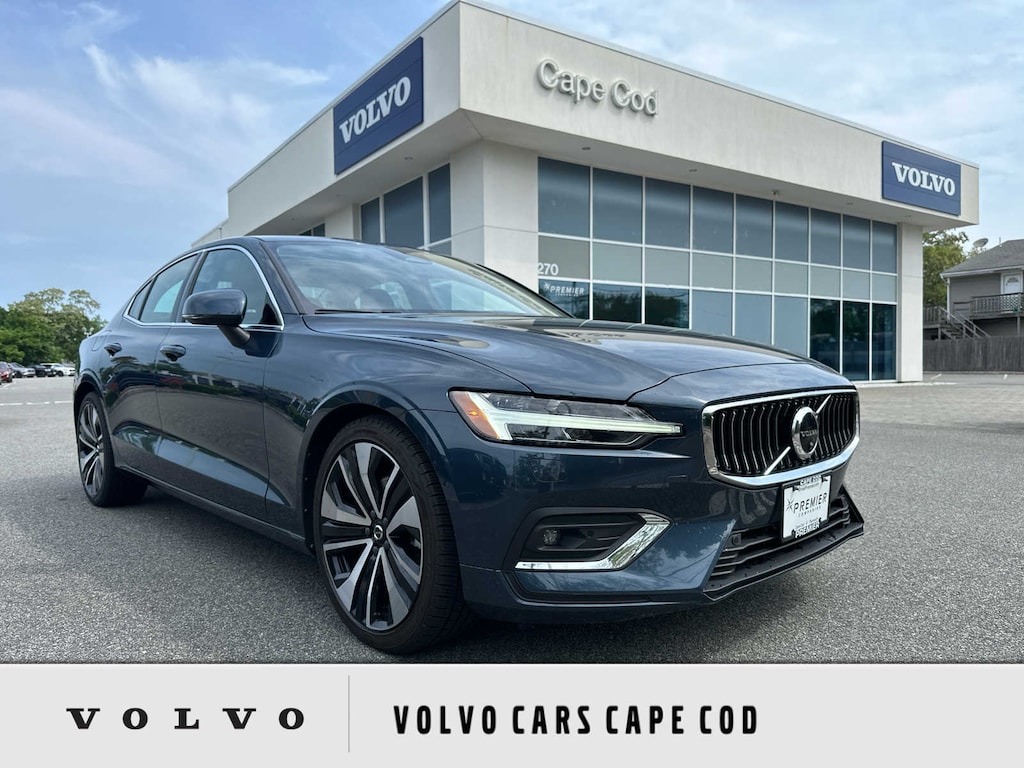 Used 2023 Volvo S60 B5 FWD Ultimate Bright Sedan