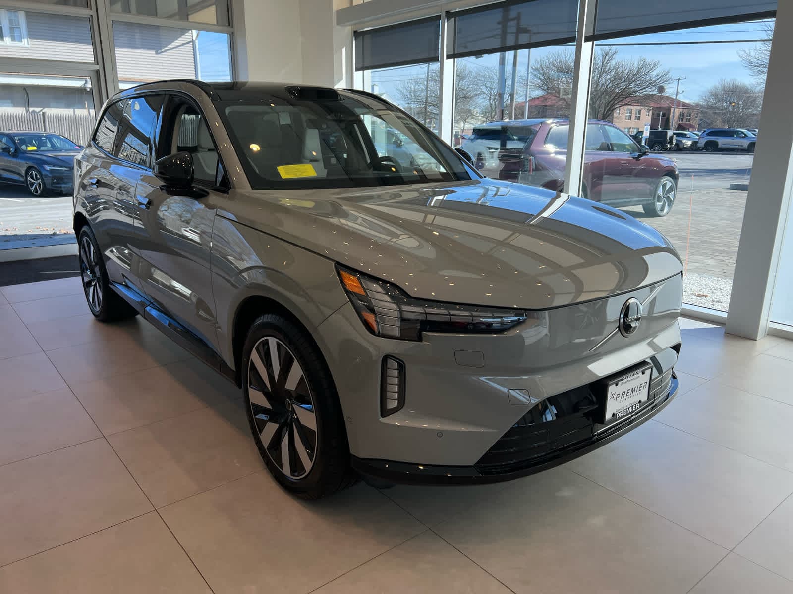 Used 2025 Volvo EX90 Ultra with VIN 7JDEV3VL8SG000986 for sale in Barnstable, MA