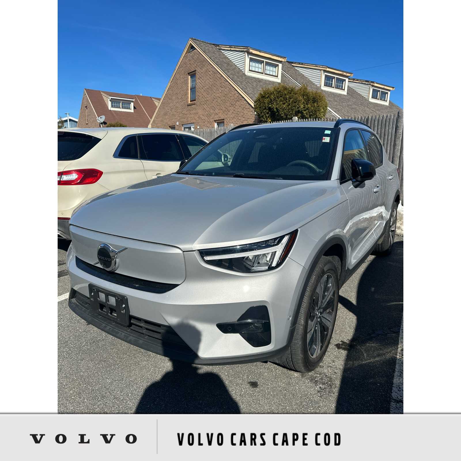 2023 Volvo XC40 Plus