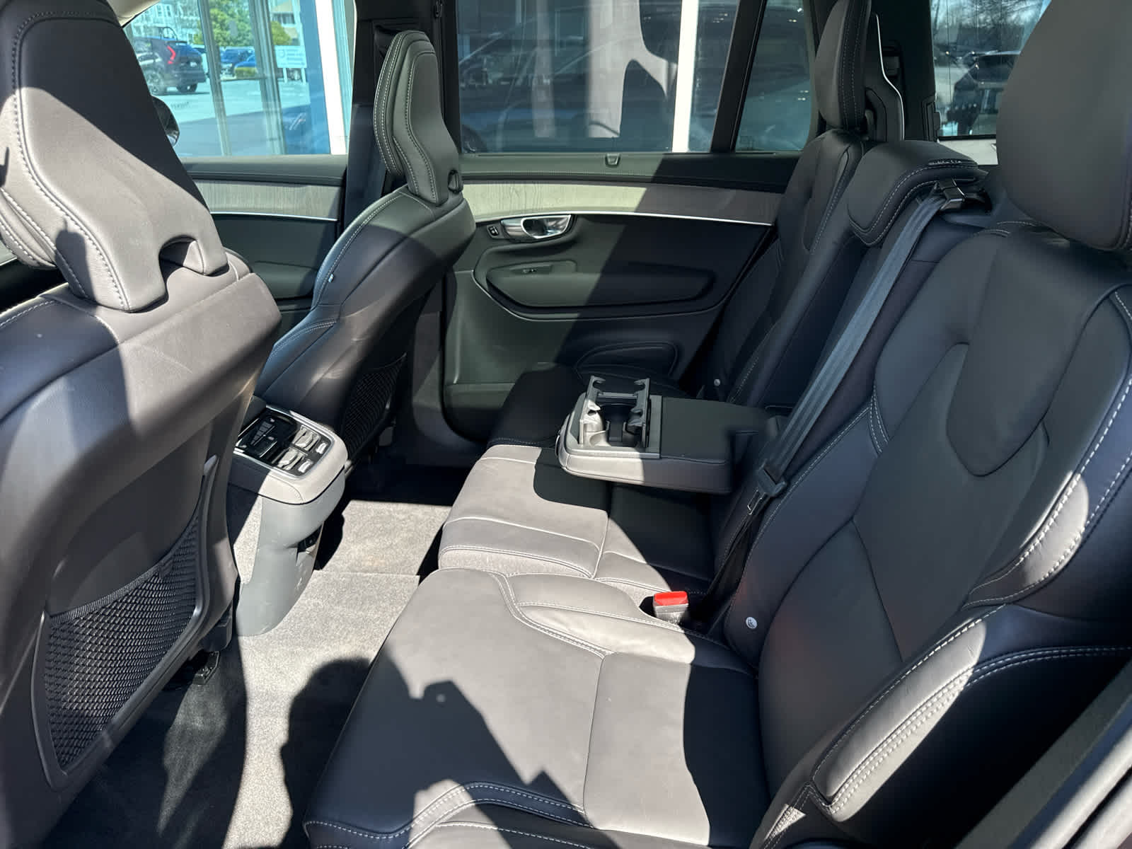 2026 Volvo XC90 Ultra - Photo 13