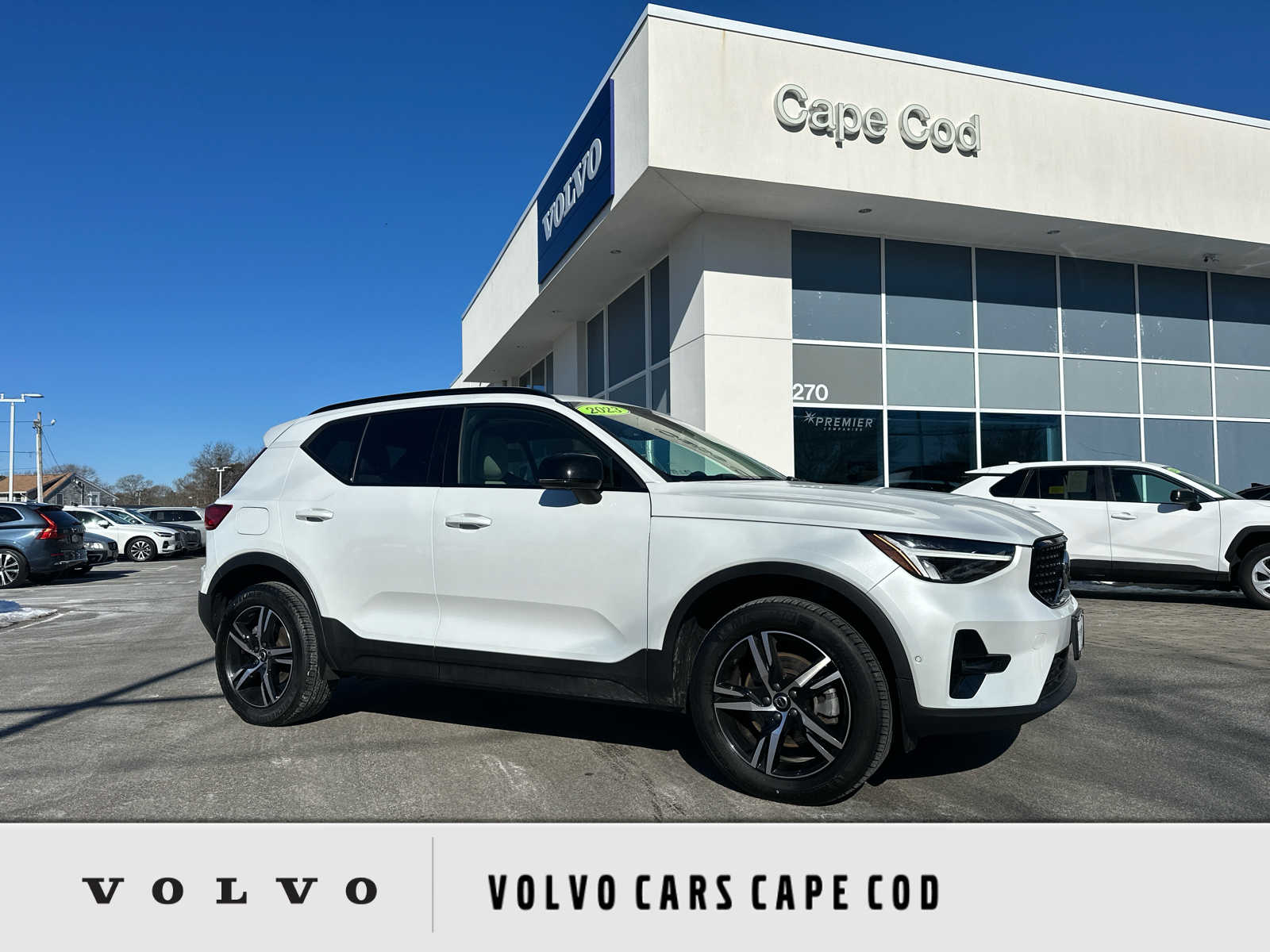 2023 Volvo XC40 Plus