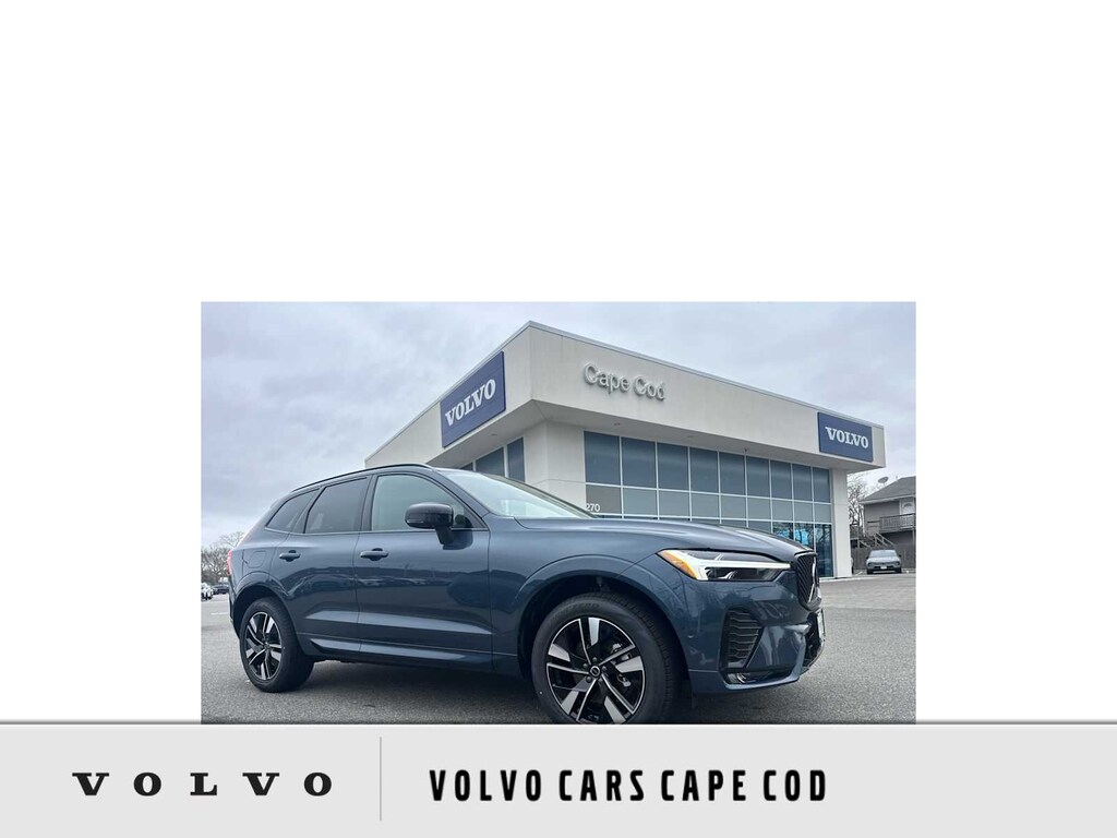 New 2026 Volvo XC40 B5 Plus SUV
