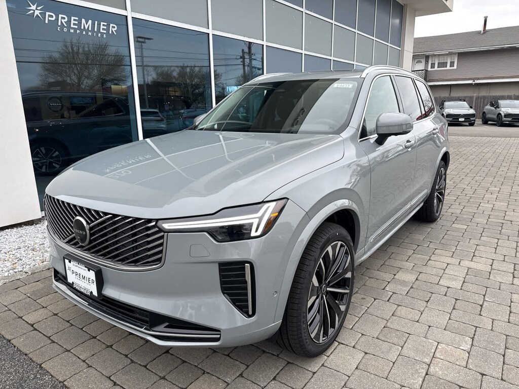 New 2026 Volvo XC90 B6 Plus 7-Seater SUV