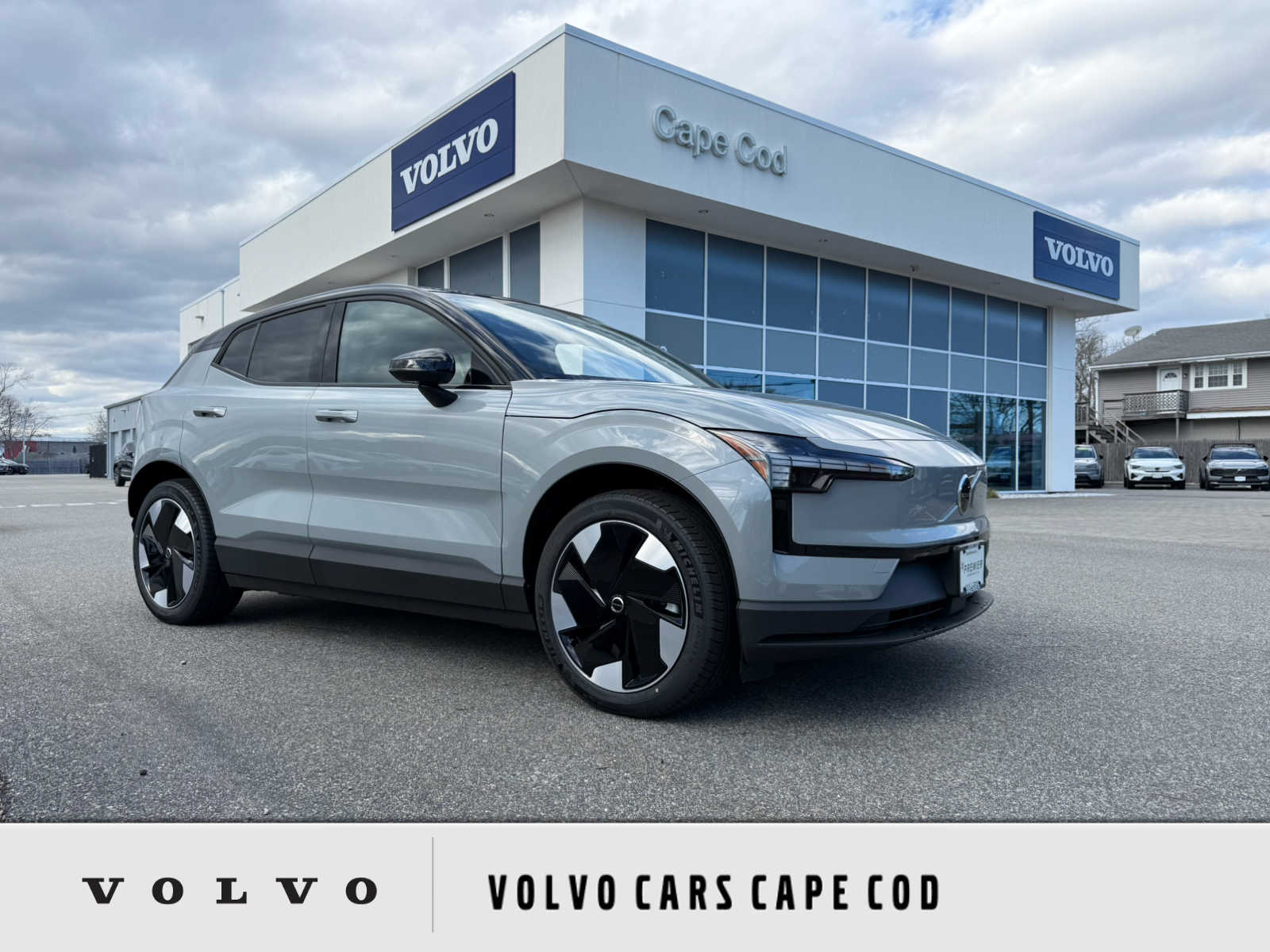 2026 Volvo EX30 Twin Motor Performance Plus's photo
