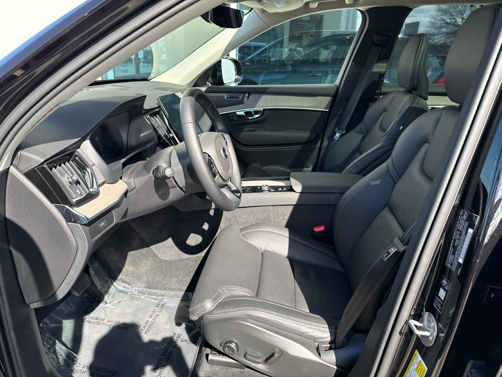 2026 Volvo XC90 Ultra - Photo 8