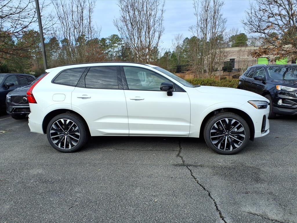 New 2026 Volvo XC60 B5 Ultra SUV