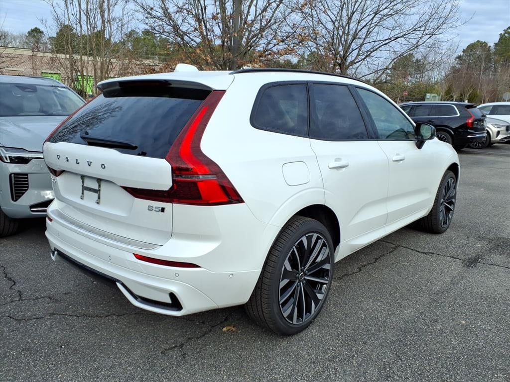 New 2026 Volvo XC60 B5 Ultra SUV