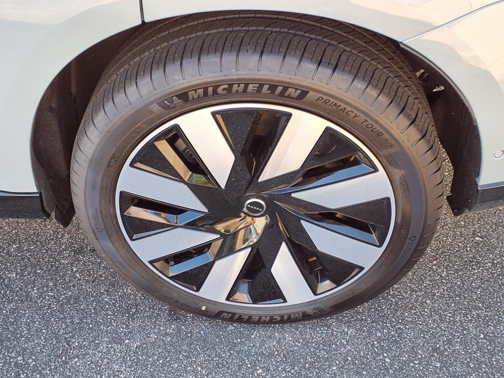 2025 Volvo EX90 Ultra - Photo 10