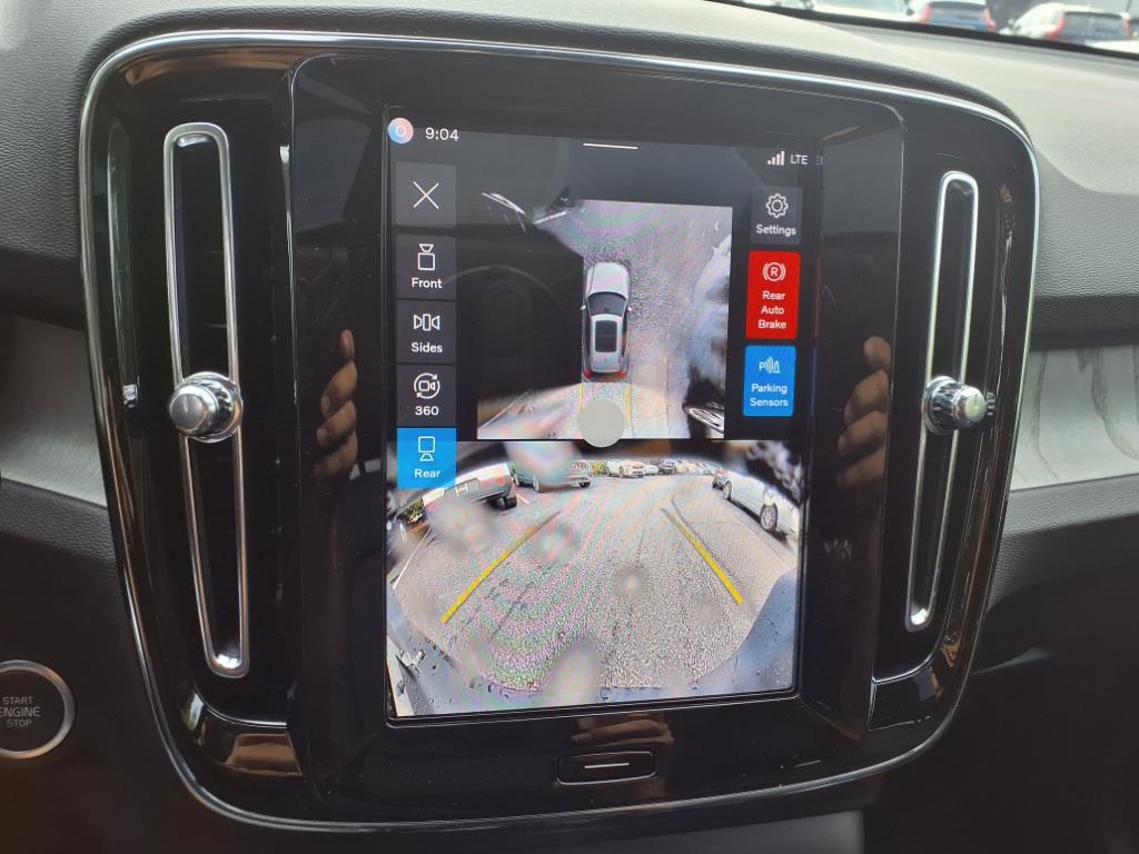 2026 Volvo XC40 Plus - Photo 19