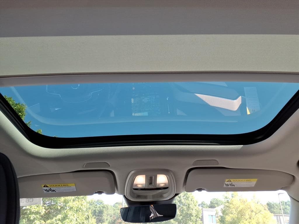 2026 Volvo XC60 Plus - Photo 15