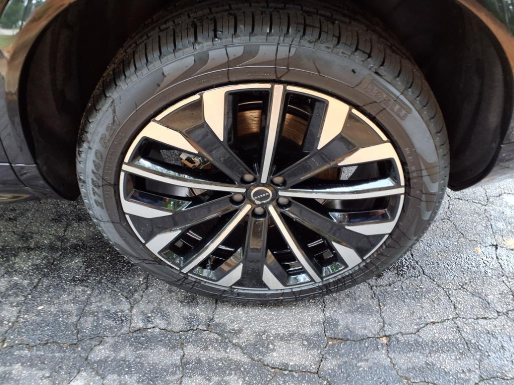 2026 Volvo XC90 Plus - Photo 10