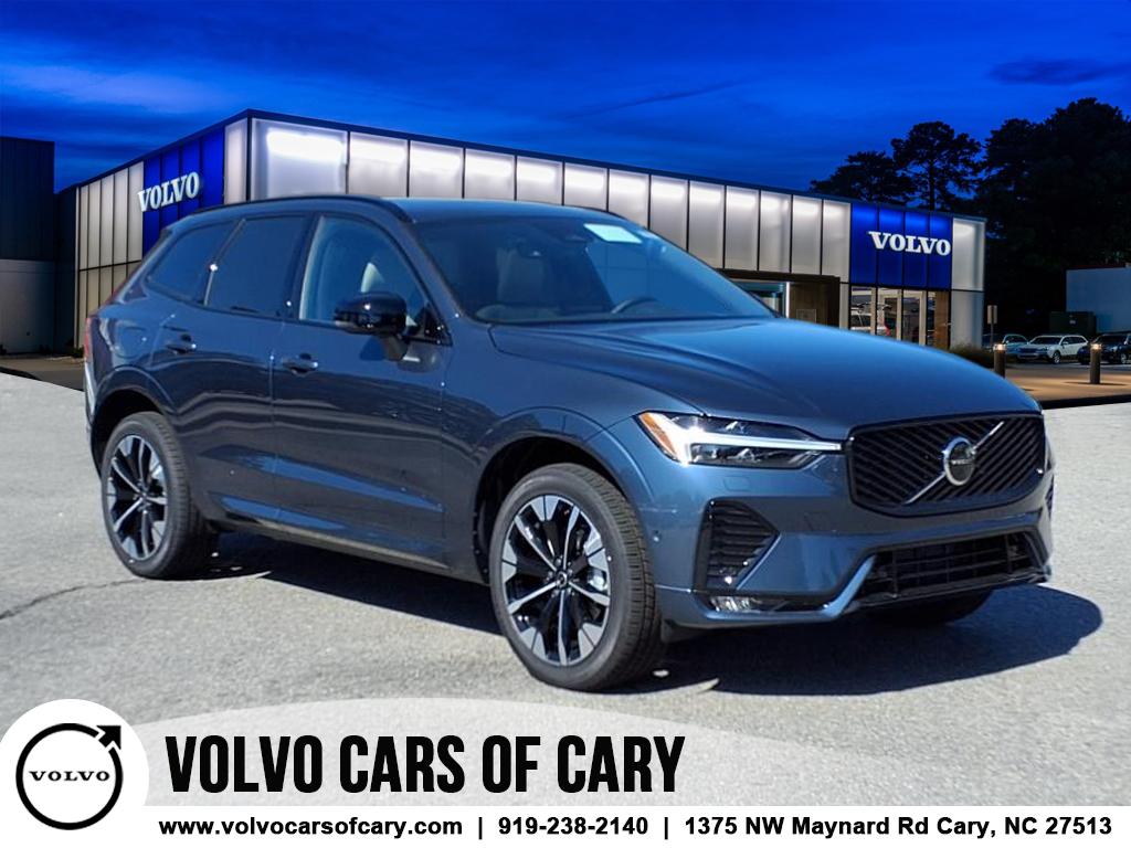 2026 Volvo XC60 Plus's photo