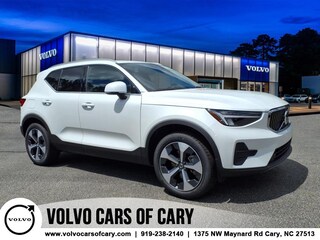 2025 Volvo XC40 B5 Core Bright Theme AWD SUV