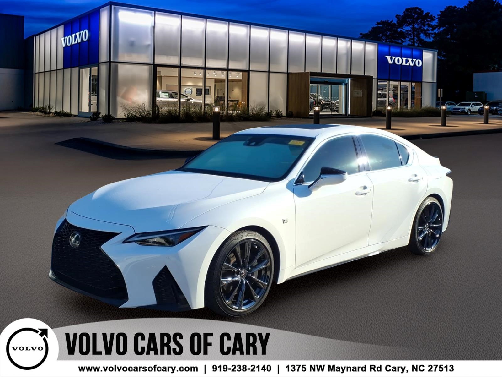 2022 Lexus IS