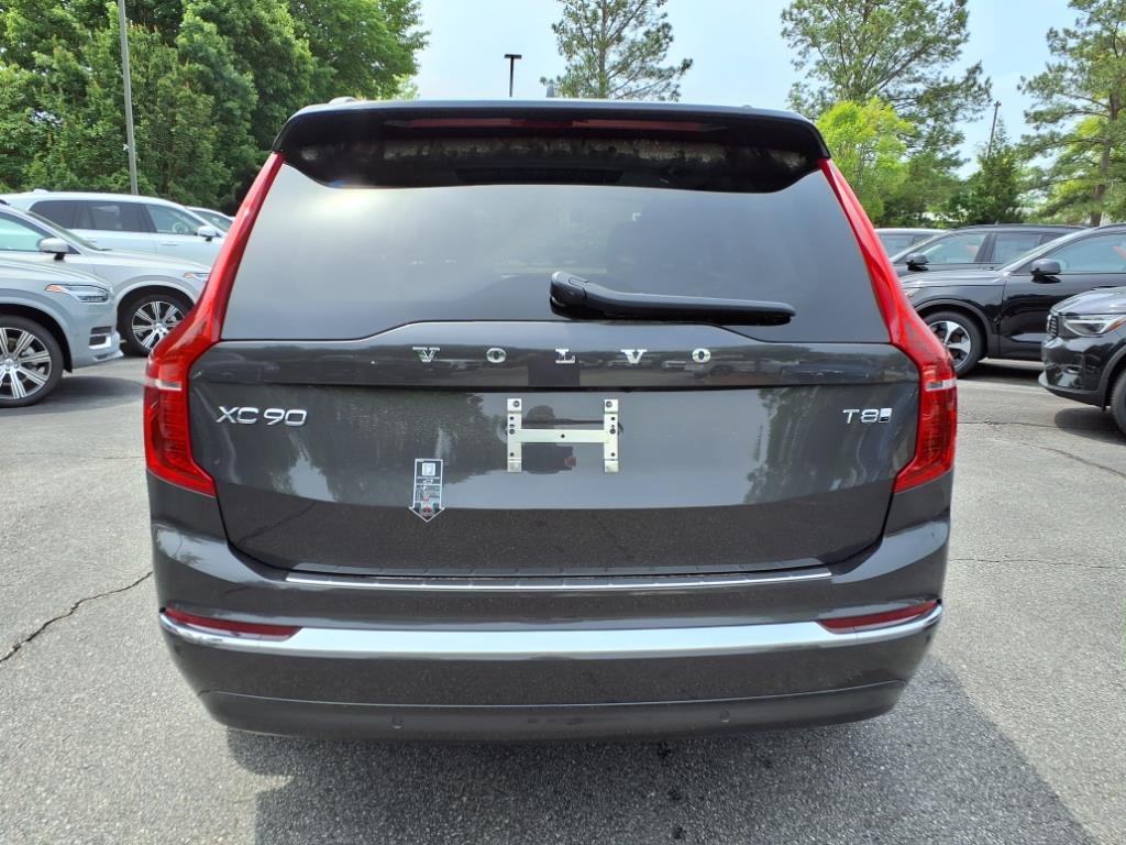 2025 Volvo XC90 T8 Plus photo 3