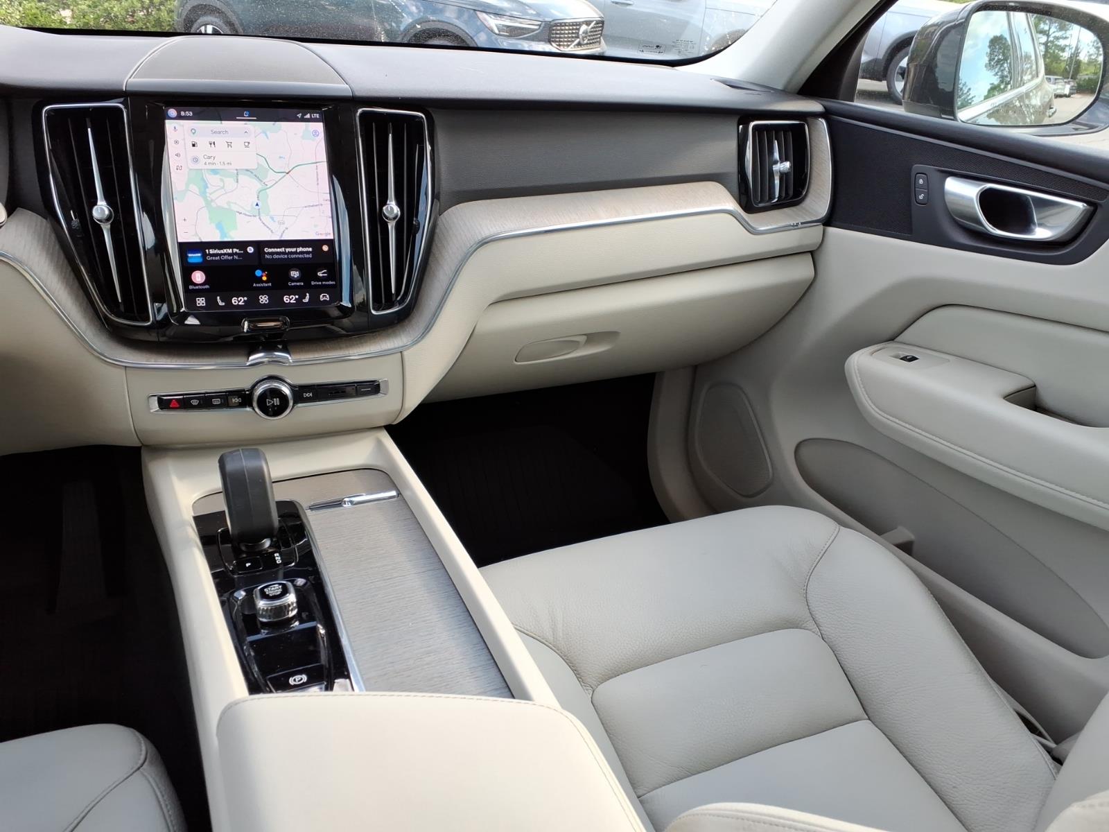 2023 Volvo XC60 Plus - Photo 14