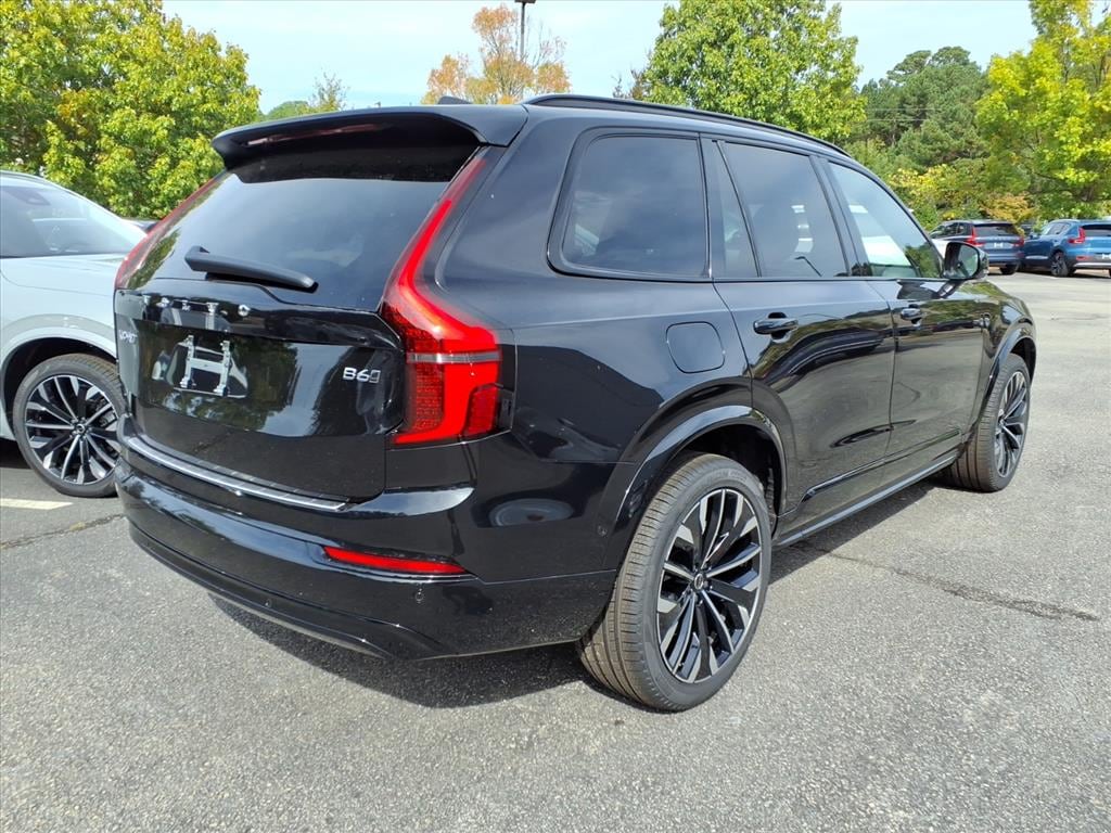 New 2026 Volvo XC90 B6 Ultra Dark Theme 6-Seater SUV