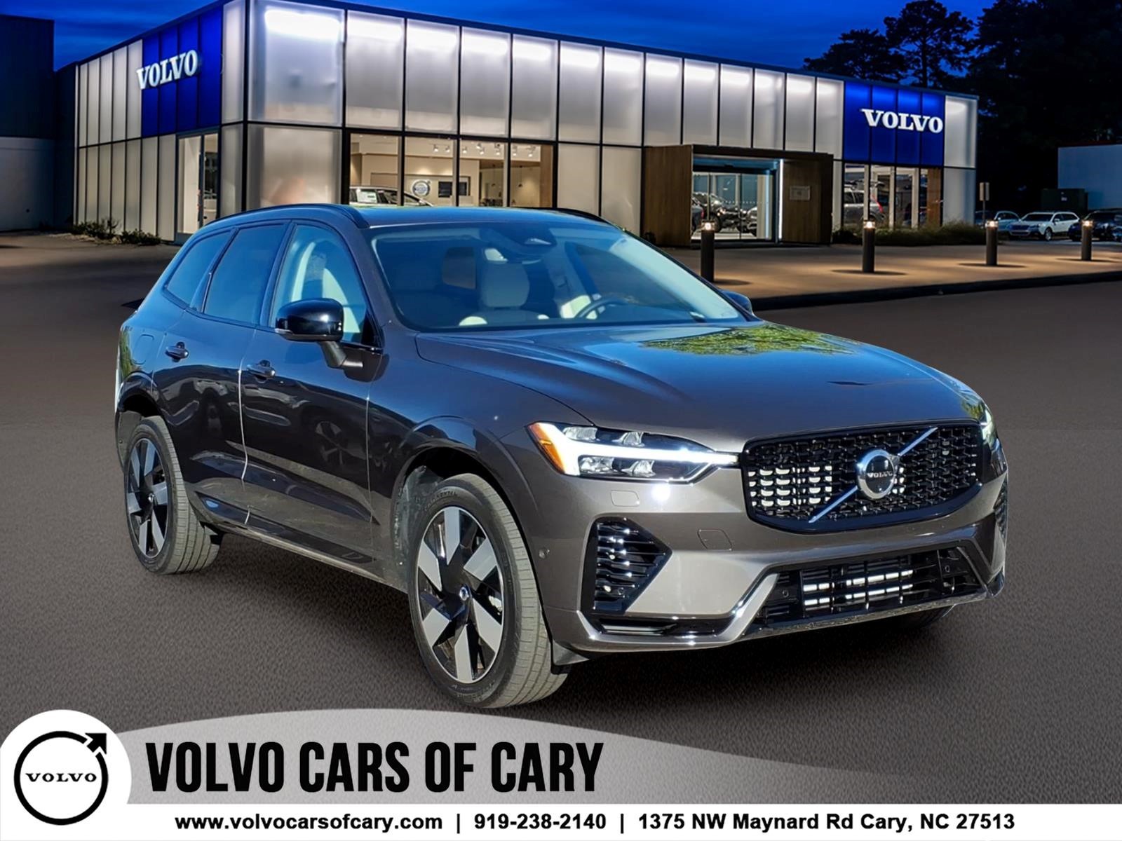 2024 Volvo XC60 plug-in hybrid T8 Plus Dark SUV