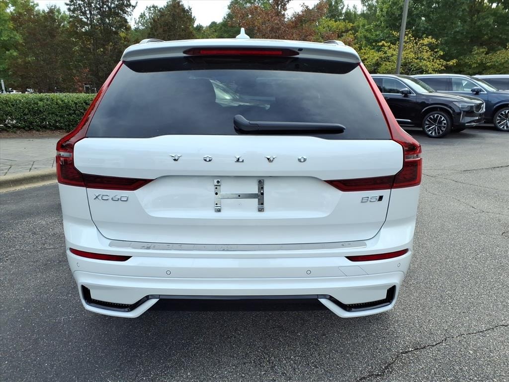New 2026 Volvo XC60 B5 Plus SUV