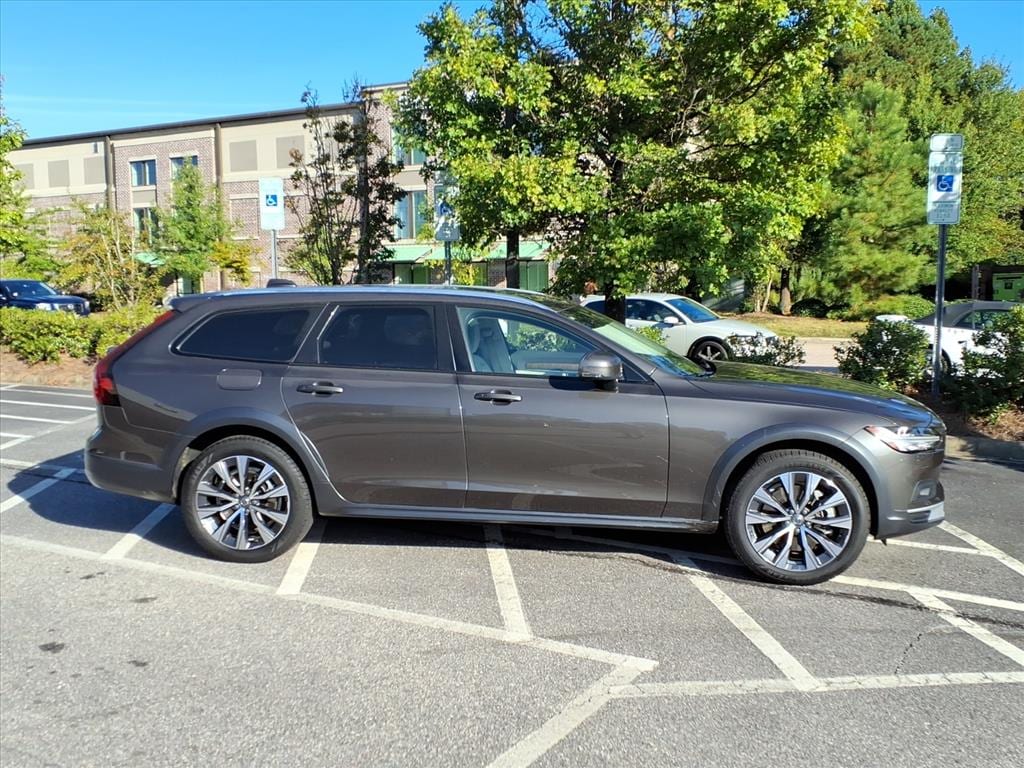 Certified 2021 Volvo V90 Cross Country T6 Wagon