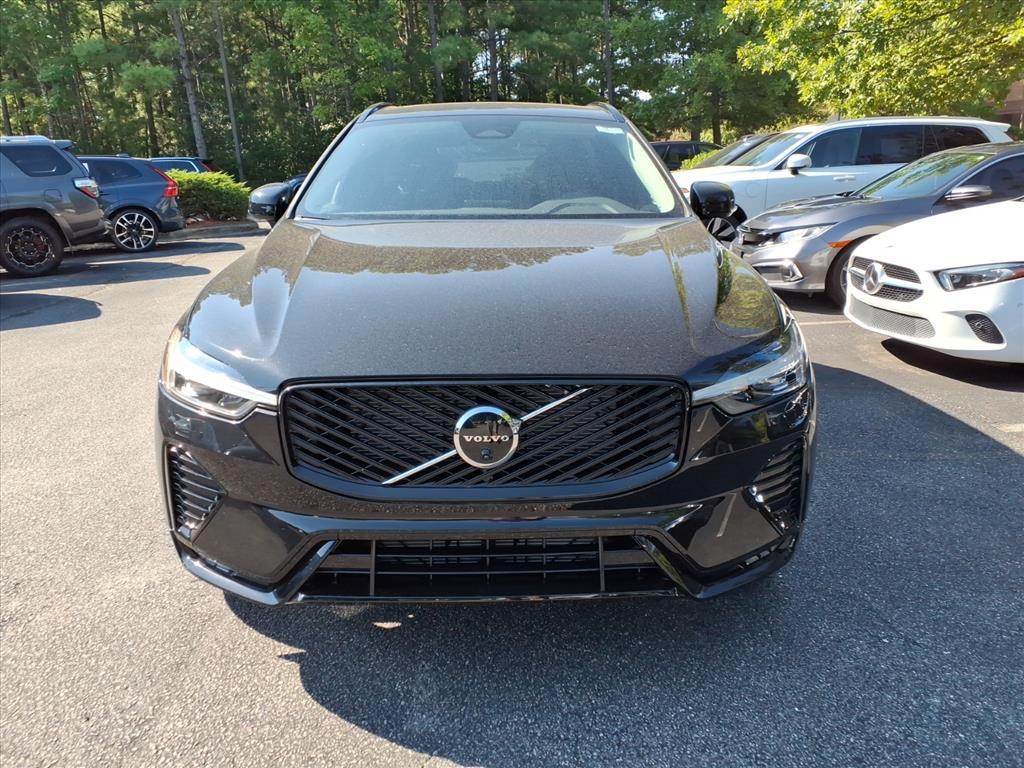 2026 Volvo XC60 Plus - Photo 10