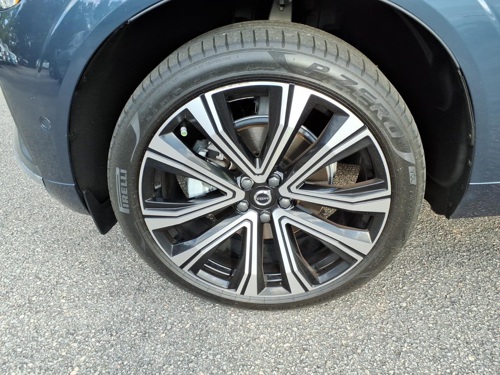 2023 Volvo XC60 Ultimate - Photo 11
