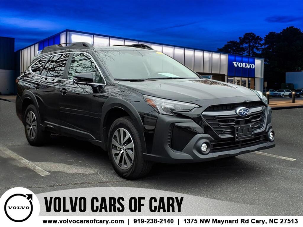 Used 2025 Subaru Outback Premium SUV