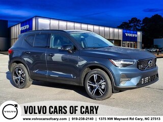 2026 Volvo XC40 B5 Core AWD SUV