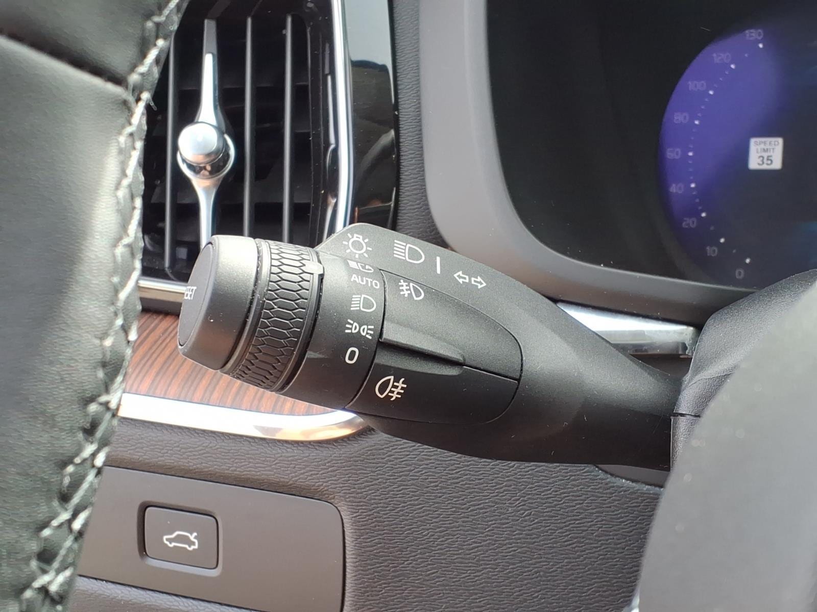 2023 Volvo XC60 Plus - Photo 26