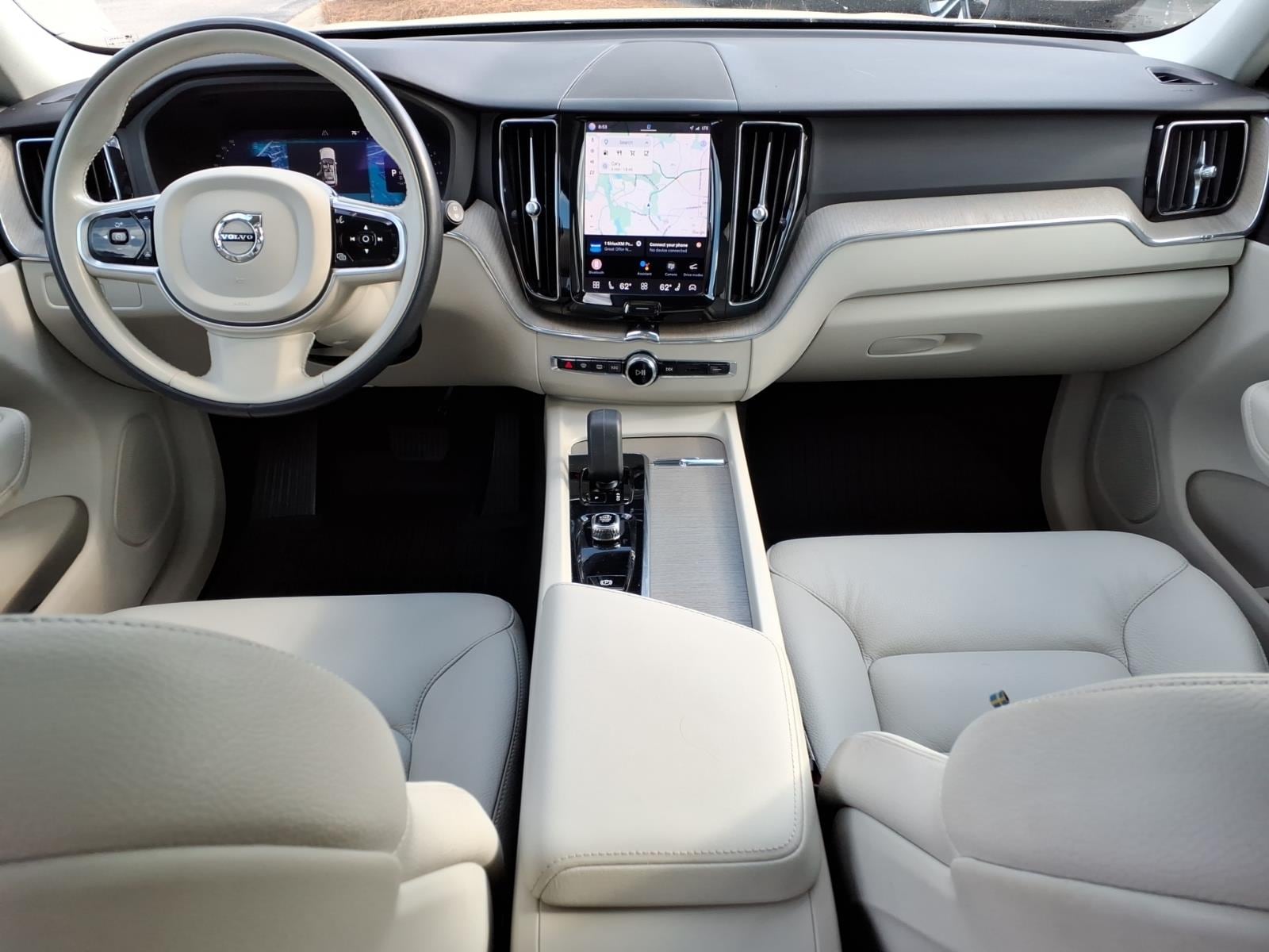 2023 Volvo XC60 Plus - Photo 12