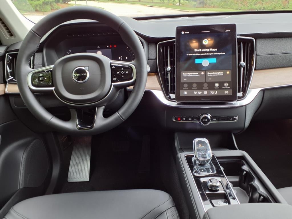 2026 Volvo XC90 Plus - Photo 12