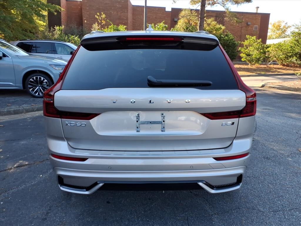 New 2026 Volvo XC60 B5 Plus SUV