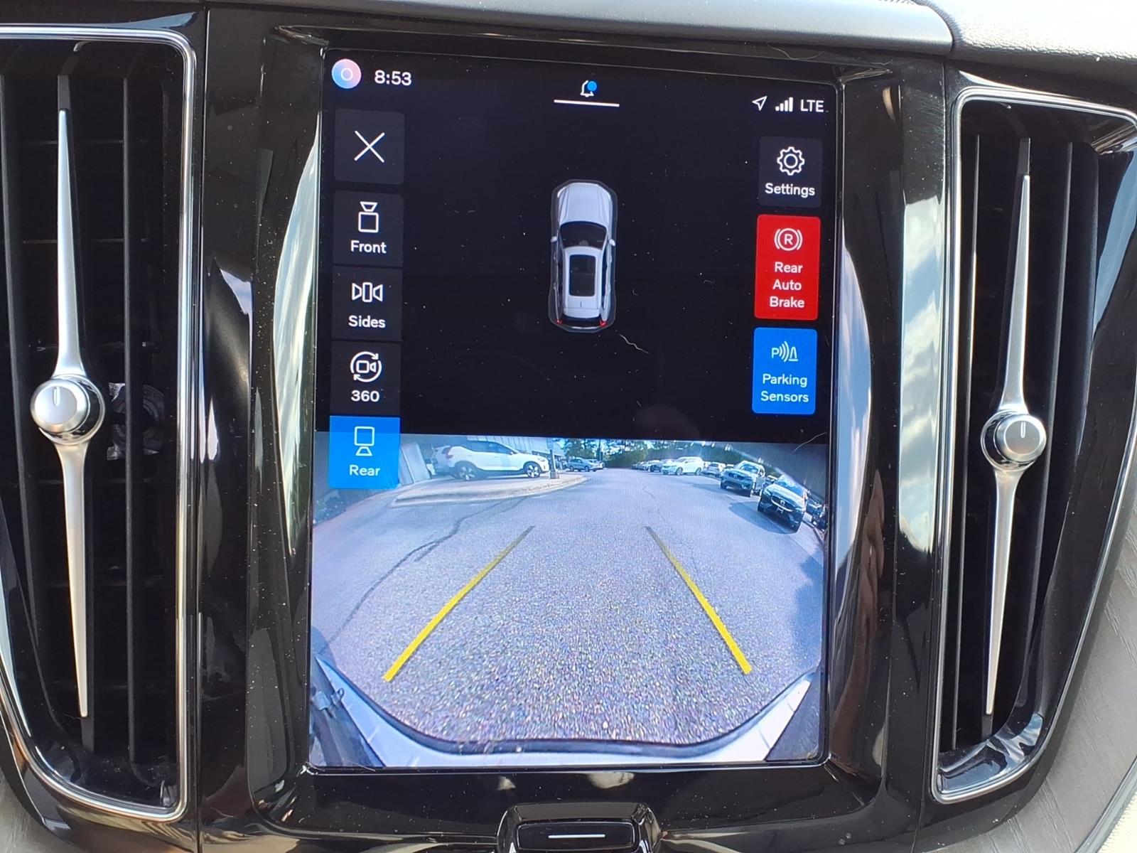 2023 Volvo XC60 Plus - Photo 21
