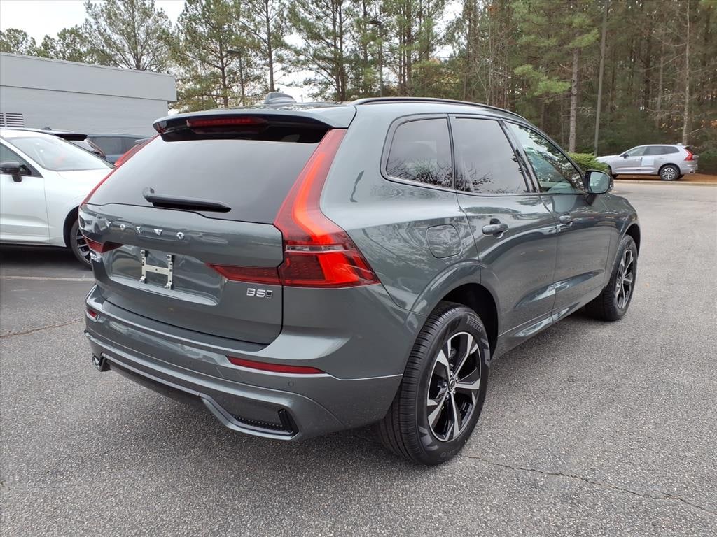New 2026 Volvo XC60 B5 Core SUV