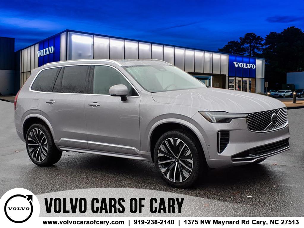 2026 Volvo XC90 Plus's photo