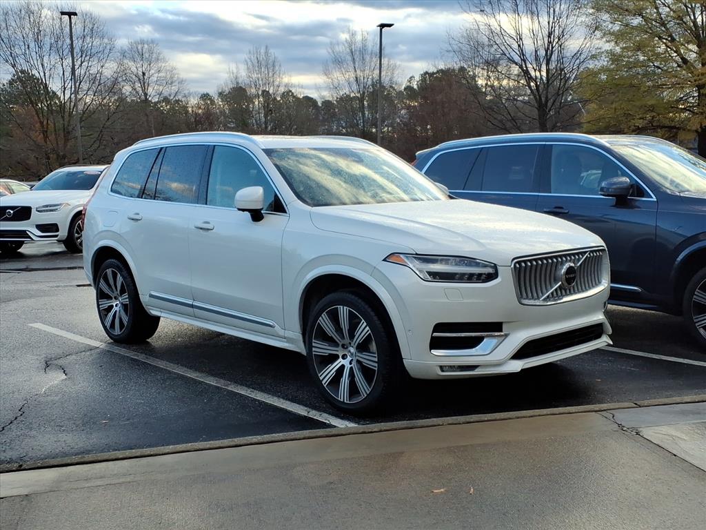 2024 Volvo XC90 Plus's photo